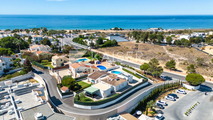 Image No.29-4 Bed Villa for sale