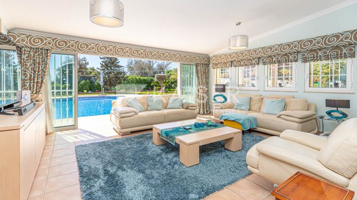 Image No.5-5 Bed Villa for sale