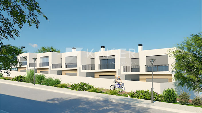 Image No.36-3 Bed Townhouse for sale