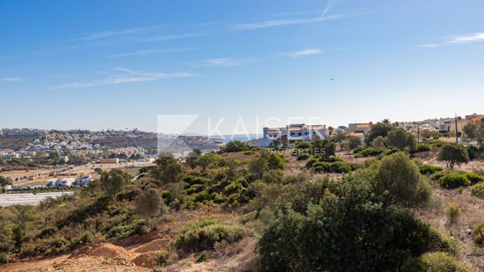 Image No.28-5 Bed Villa for sale