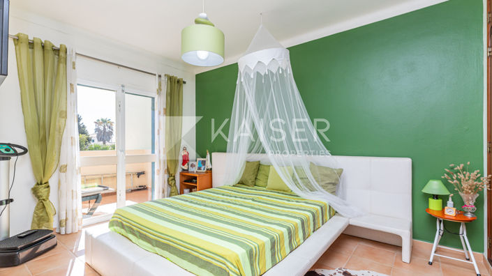 Image No.15-3 Bed Townhouse for sale