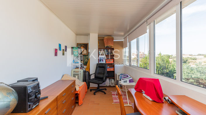 Image No.19-3 Bed Townhouse for sale