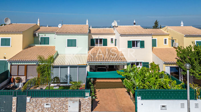 Image No.5-3 Bed Townhouse for sale