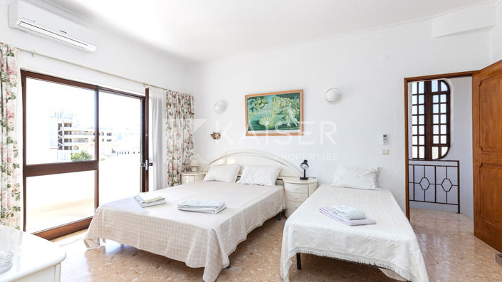 Image No.20-5 Bed Villa for sale