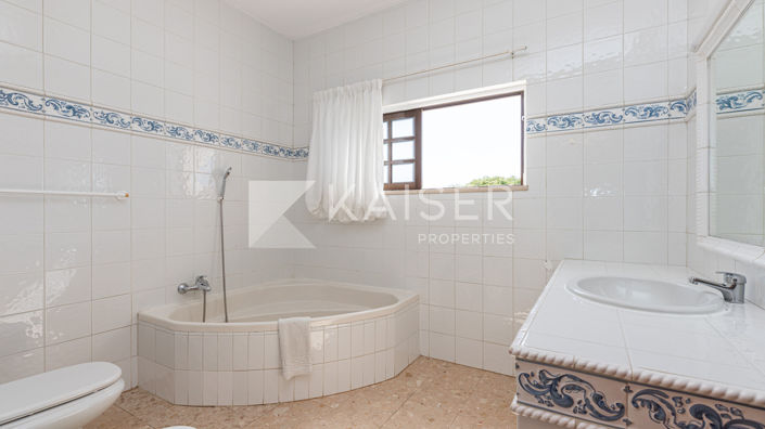 Image No.24-5 Bed Villa for sale