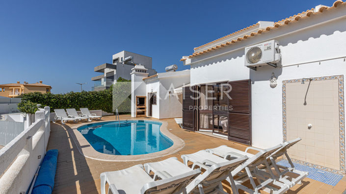 Image No.5-5 Bed Villa for sale