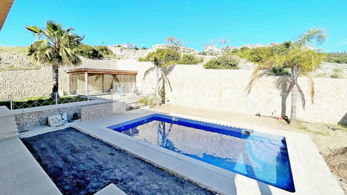 Image No.10-4 Bed Villa for sale