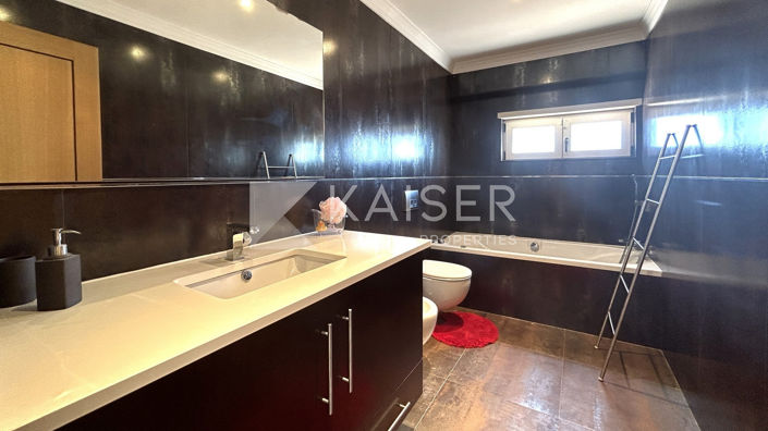 Image No.24-4 Bed Villa for sale