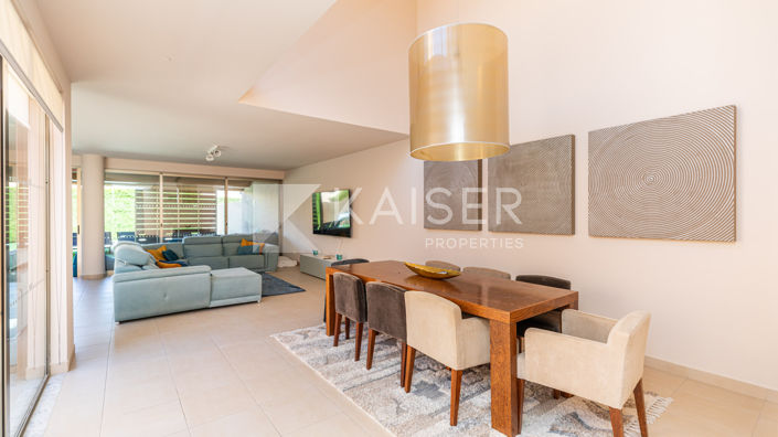 Image No.7-3 Bed Townhouse for sale