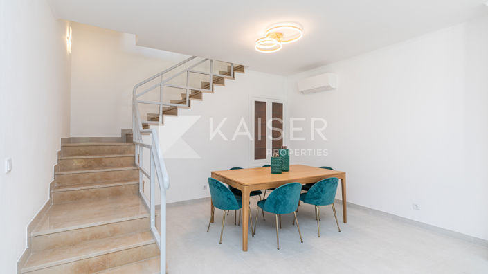 Image No.11-3 Bed Townhouse for sale