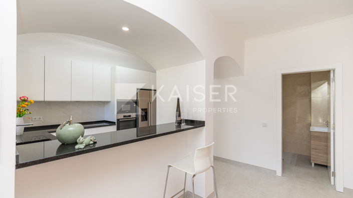 Image No.12-3 Bed Townhouse for sale