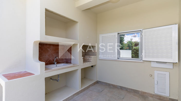 Image No.4-3 Bed Townhouse for sale