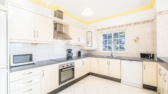 Image No.11-4 Bed Villa for sale