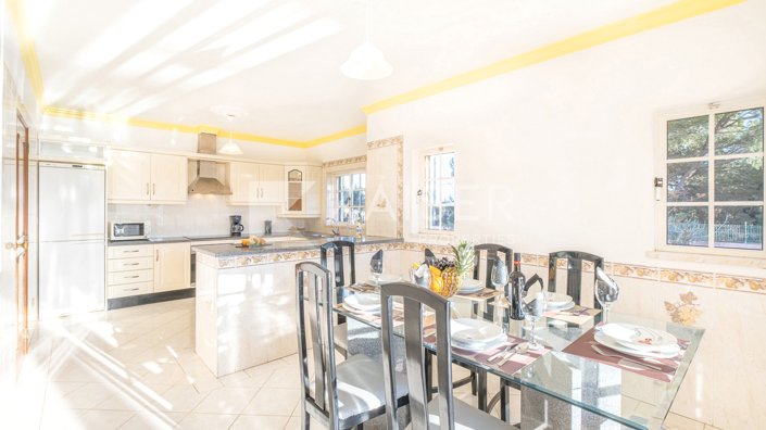 Image No.12-4 Bed Villa for sale