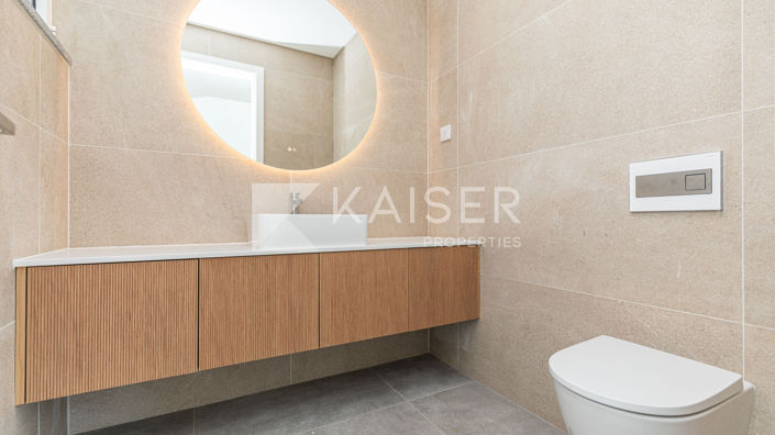 Image No.10-4 Bed Villa for sale