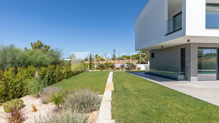 Image No.30-4 Bed Villa for sale