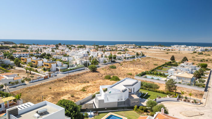 Image No.33-4 Bed Villa for sale