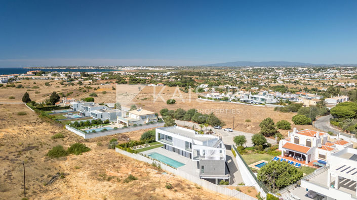 Image No.34-4 Bed Villa for sale