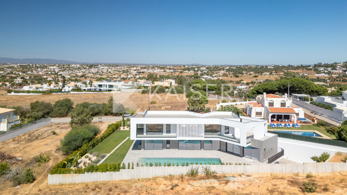 Image No.35-4 Bed Villa for sale