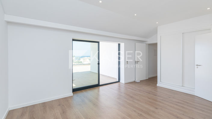 Image No.23-5 Bed Villa for sale