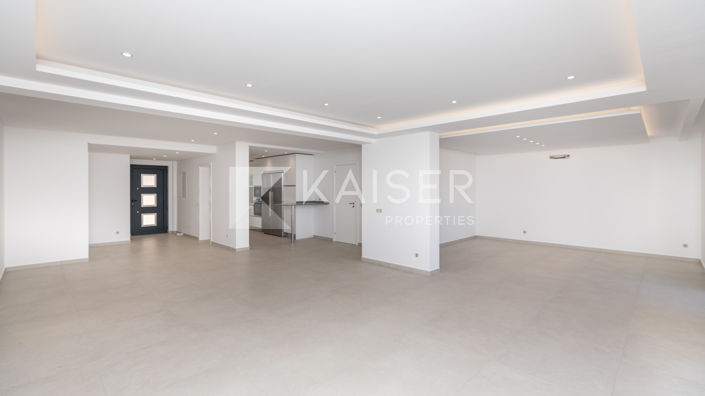 Image No.3-5 Bed Villa for sale