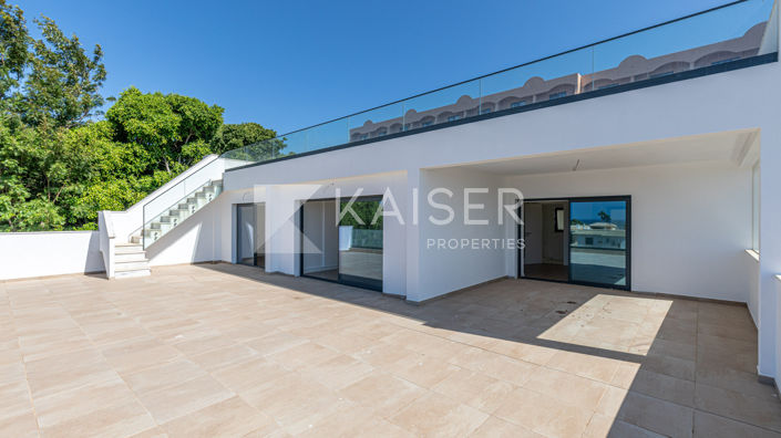 Image No.30-5 Bed Villa for sale