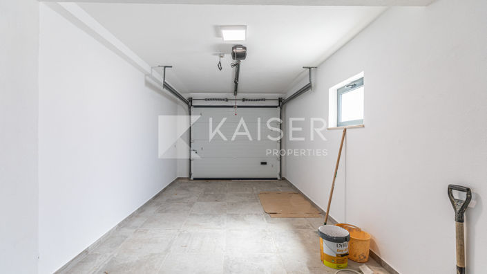 Image No.32-5 Bed Villa for sale