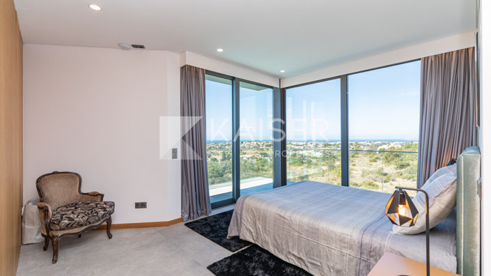 Image No.5-4 Bed Villa for sale