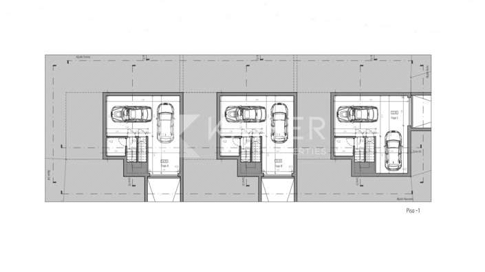 Image No.15-3 Bed Townhouse for sale