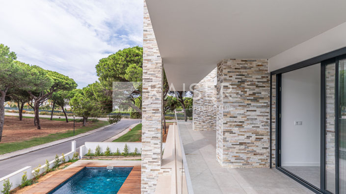 Image No.31-3 Bed Villa for sale