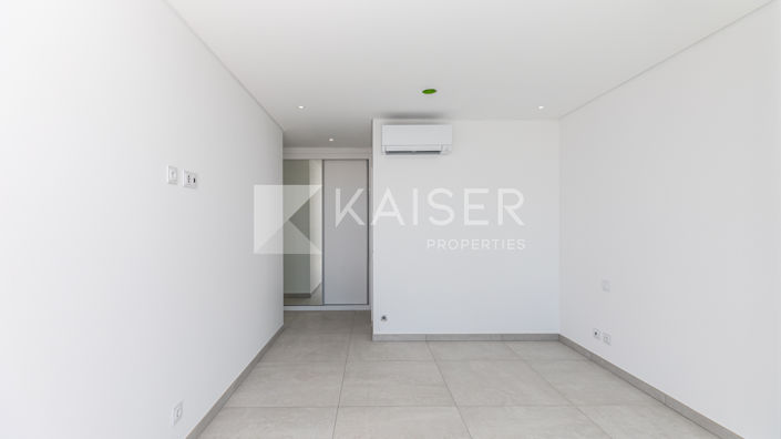 Image No.28-4 Bed Villa for sale