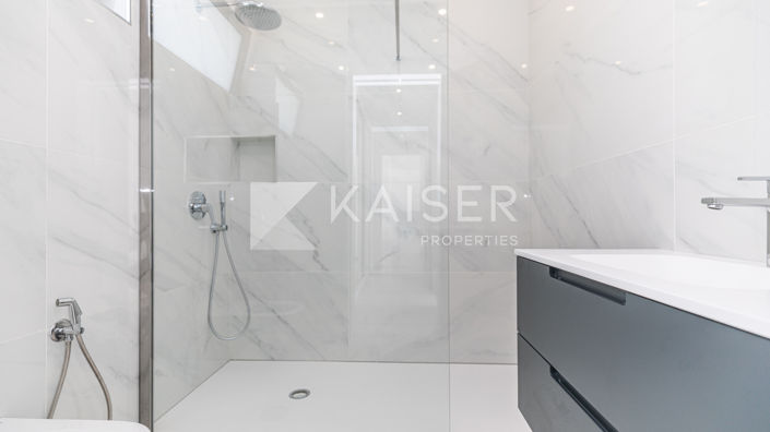 Image No.29-4 Bed Villa for sale