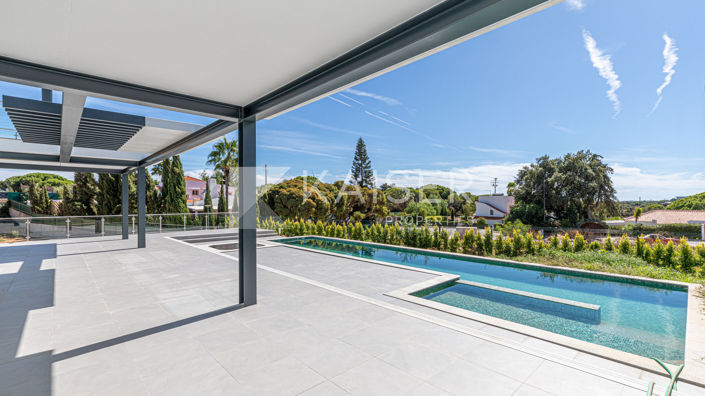 Image No.3-4 Bed Villa for sale