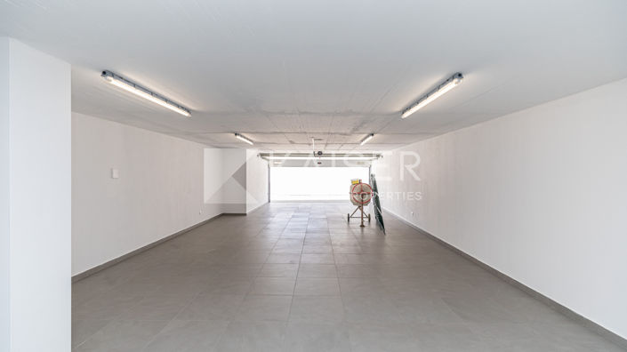 Image No.35-4 Bed Villa for sale