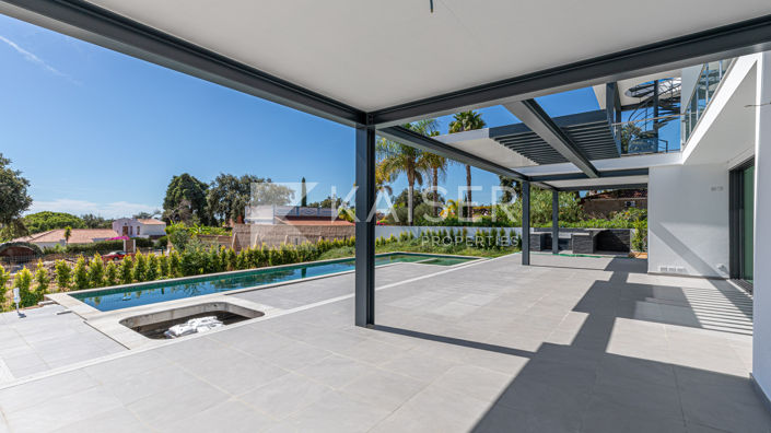 Image No.37-4 Bed Villa for sale