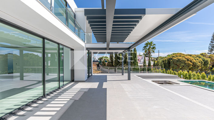 Image No.40-4 Bed Villa for sale