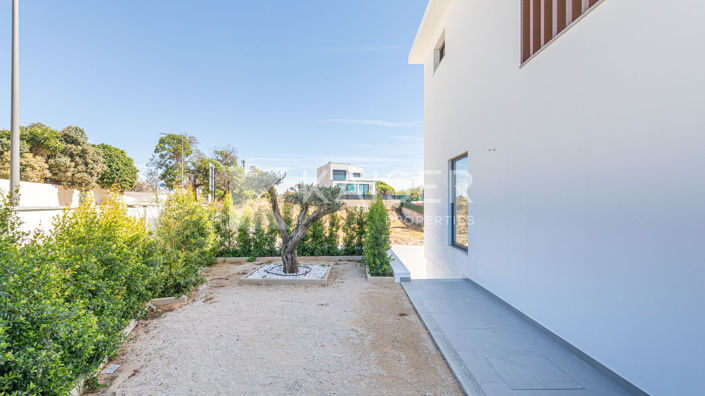 Image No.41-4 Bed Villa for sale