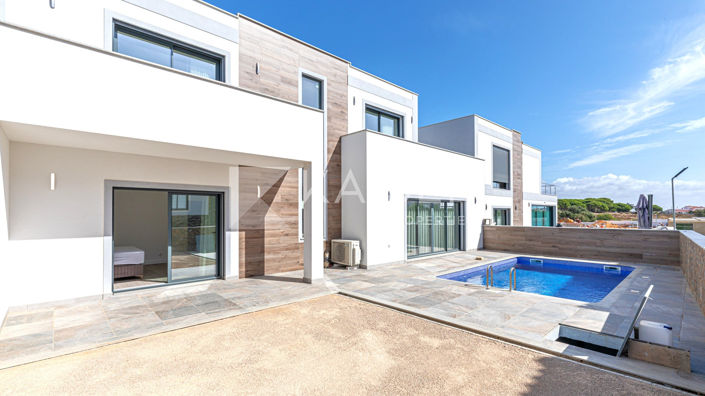 Image No.6-3 Bed Townhouse for sale