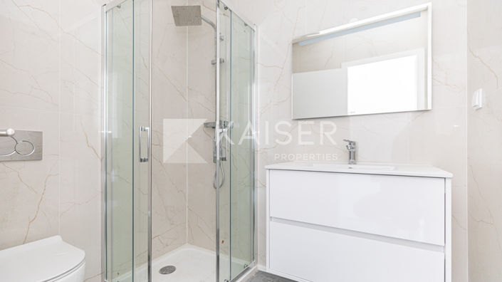 Image No.18-3 Bed Apartment for sale