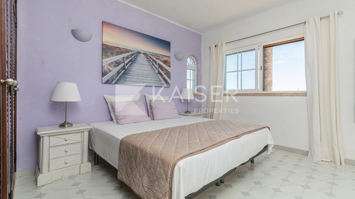 Image No.27-8 Bed Villa for sale