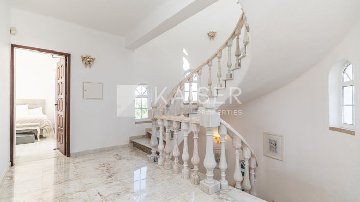 Image No.31-8 Bed Villa for sale