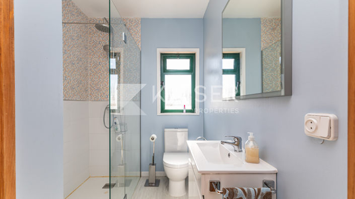 Image No.51-8 Bed Villa for sale