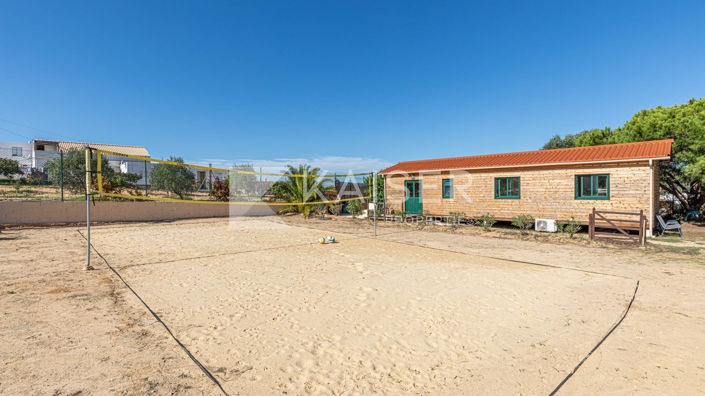 Image No.52-8 Bed Villa for sale