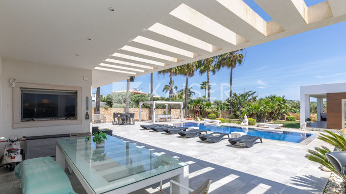 Image No.13-4 Bed Villa for sale