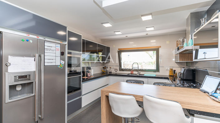 Image No.18-4 Bed Villa for sale