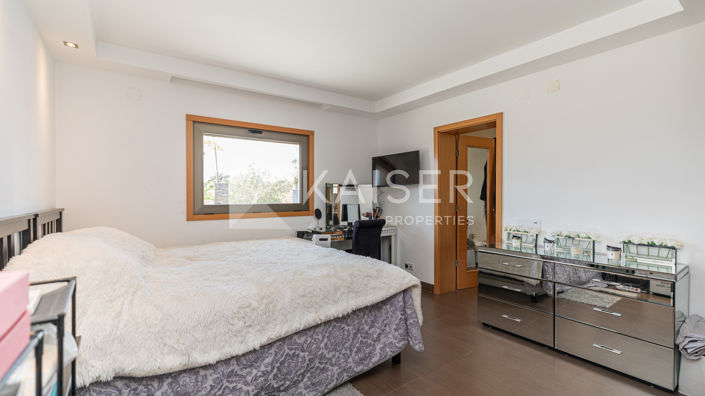 Image No.29-4 Bed Villa for sale