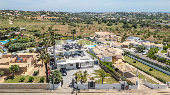 Image No.42-4 Bed Villa for sale