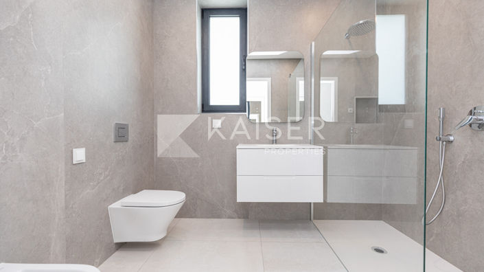 Image No.17-4 Bed Villa for sale