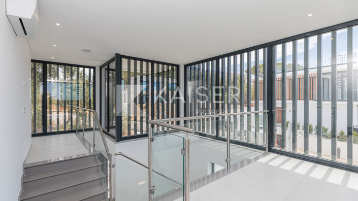 Image No.25-4 Bed Villa for sale