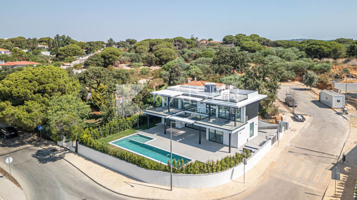 Image No.7-4 Bed Villa for sale